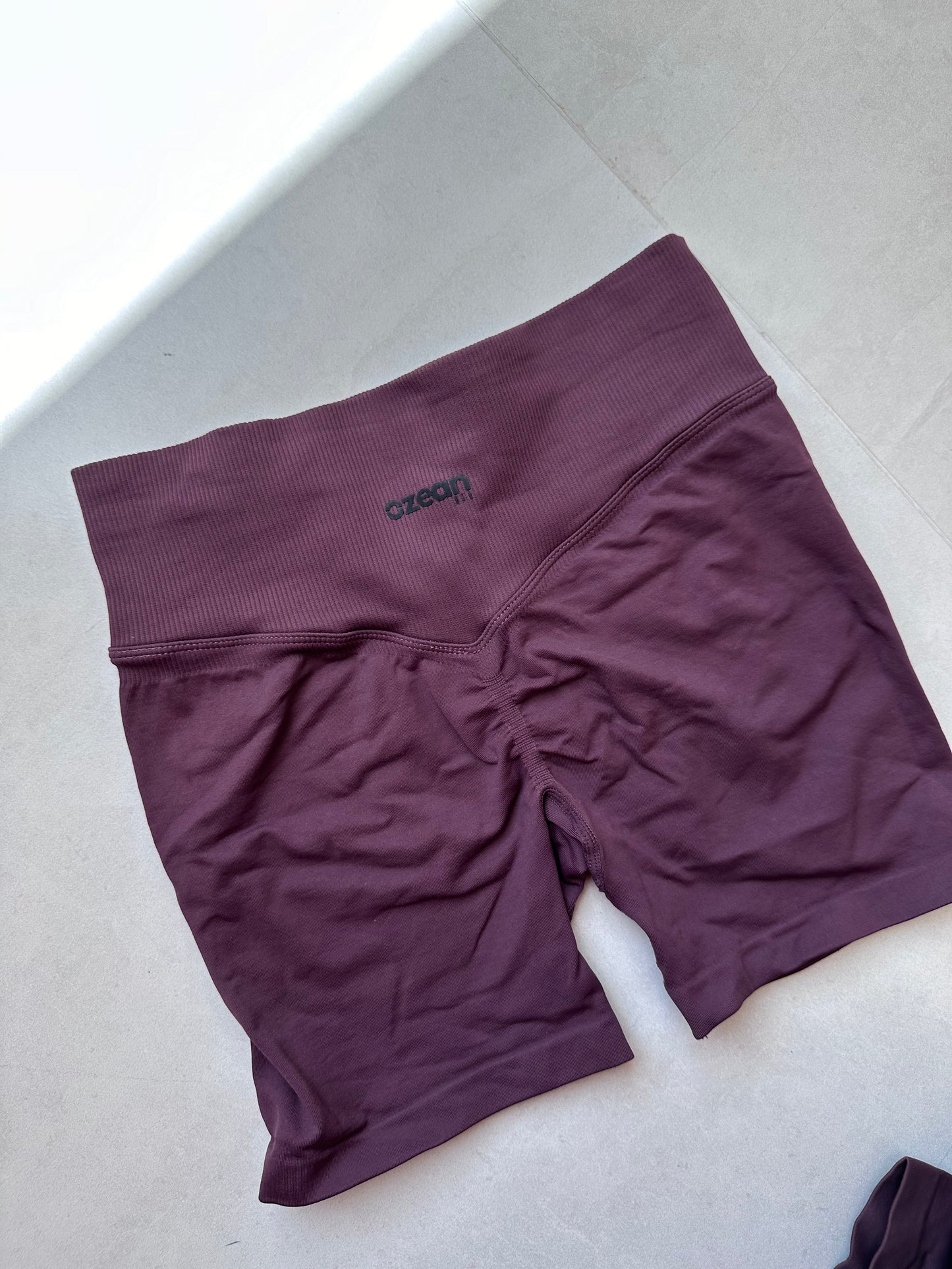 Short Deportivo Sahara Plum